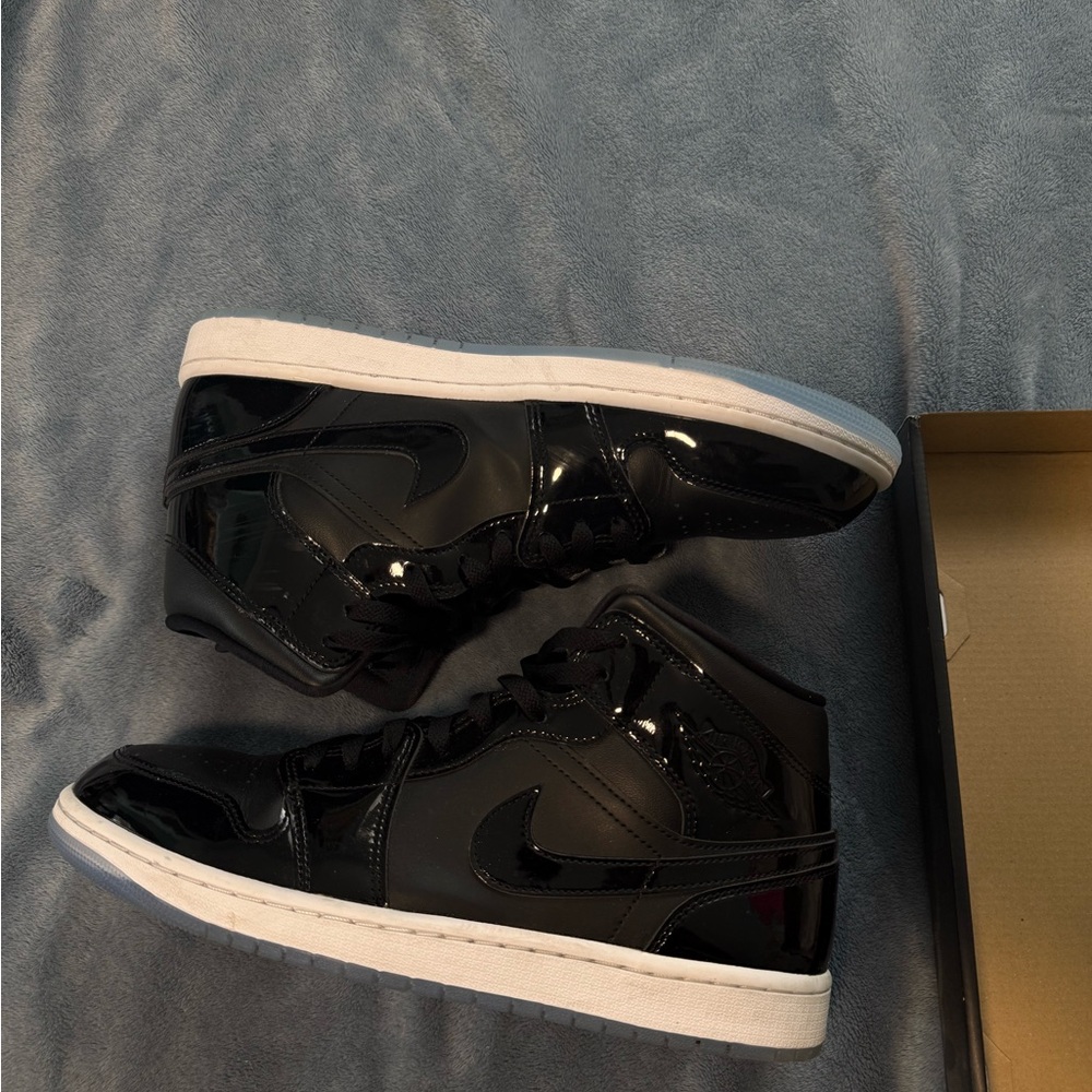 Nike Men's Glossy Black High-Top Sneakers